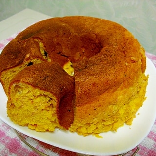 タミさんのパン焼き器で　カボチャ＆甘酒ケーキ